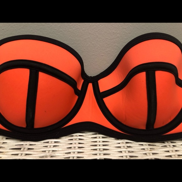 NEW! Bikini (without tags) - Picture 2 of 3